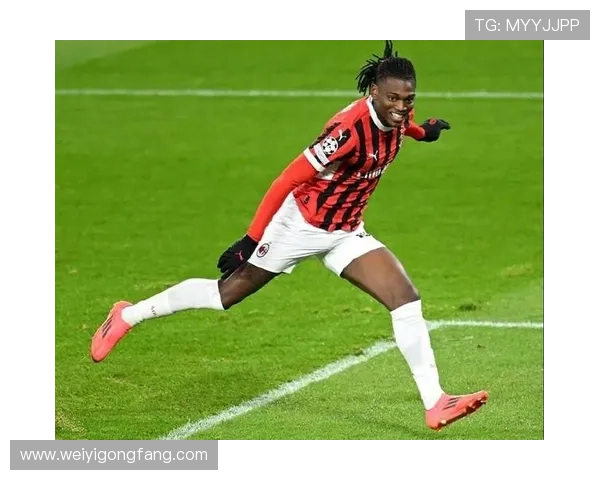 米兰需引进真正中锋莱奥虽能进球但不具备中锋特质